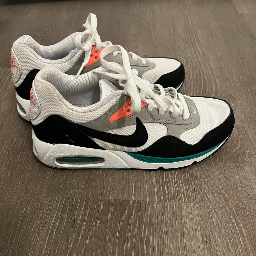 Women’s Nike Air Max